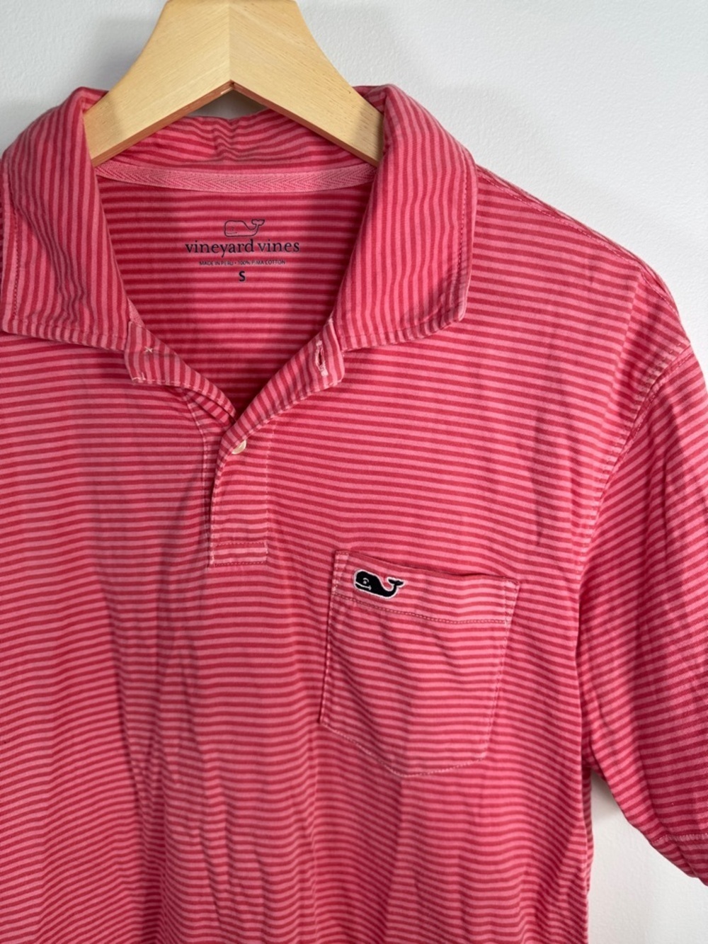 Vineyard Vines Men’s Small Striped Polo Shirt Pink White Whale Logo 2014 GUC - Picture 3 of 6